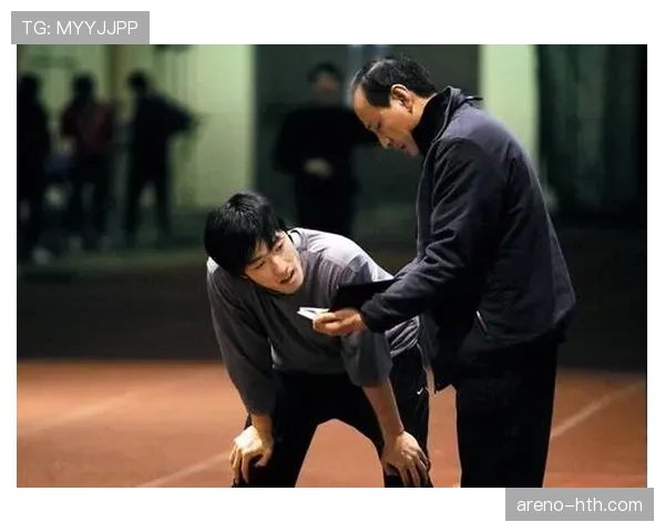 刘翔跑步的时候跟生活中那个吃油炸鬼的他一样吗？真想看看他怎么“偷懒”